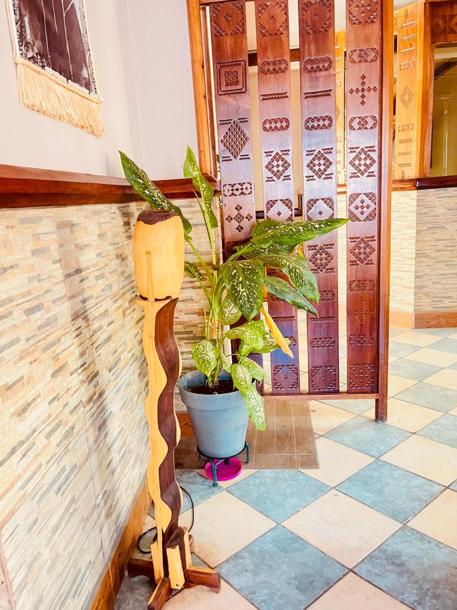 Hotel Le Nouvel Eden Toliara Exterior foto