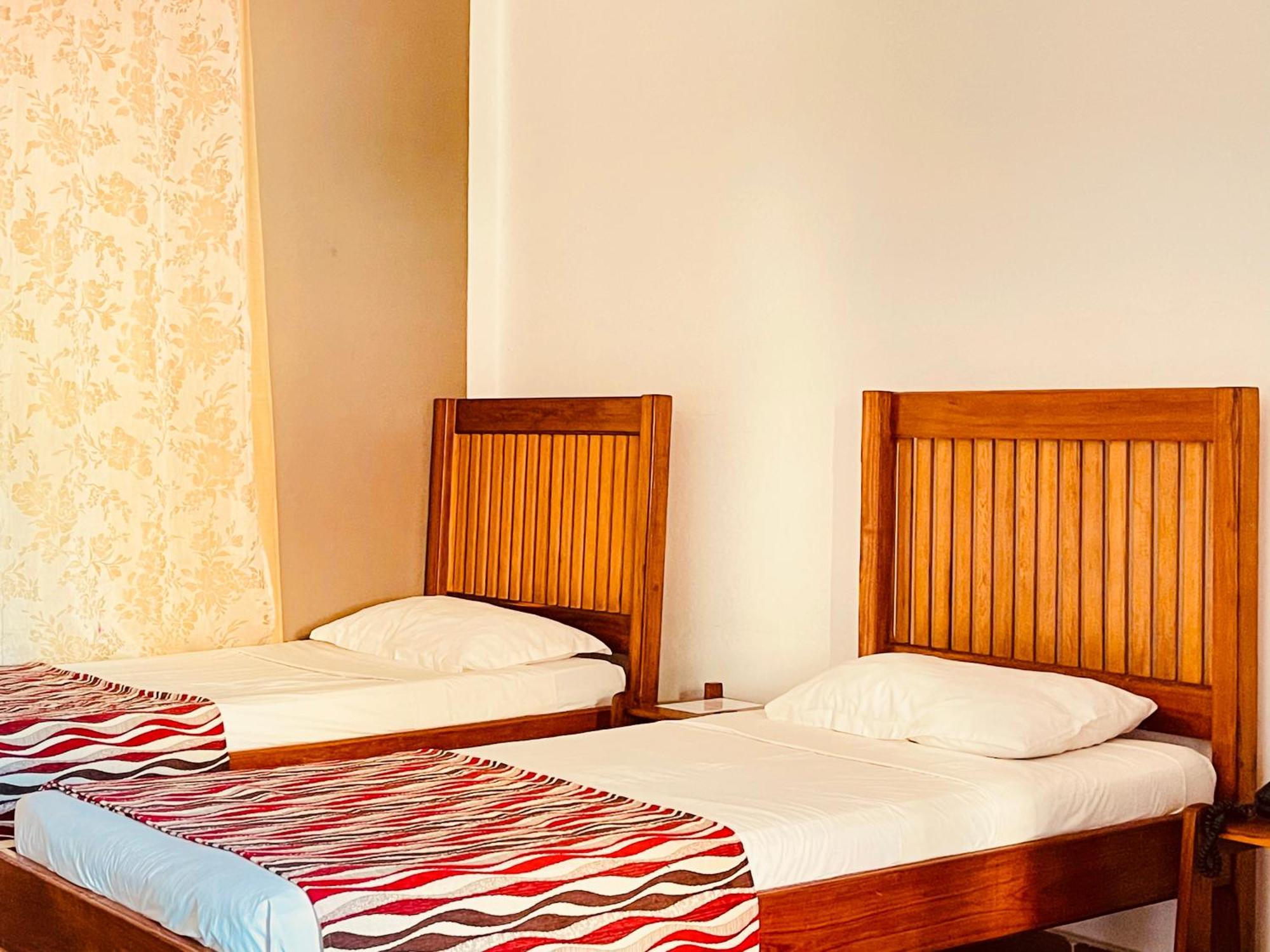 Hotel Le Nouvel Eden Toliara Exterior foto